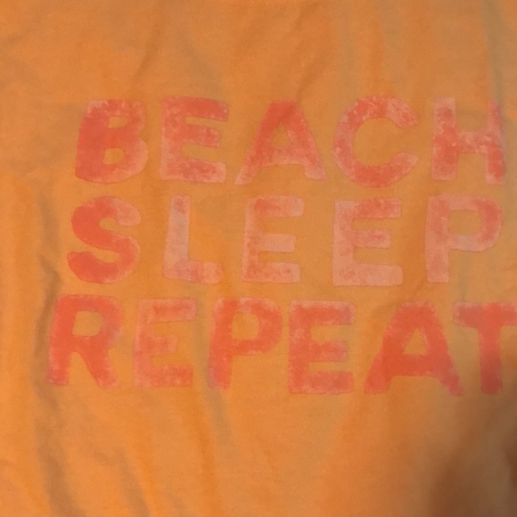 Bundle 3/$30 various items -Sleeveless Old Navy tee size XL - Picture 2 of 6